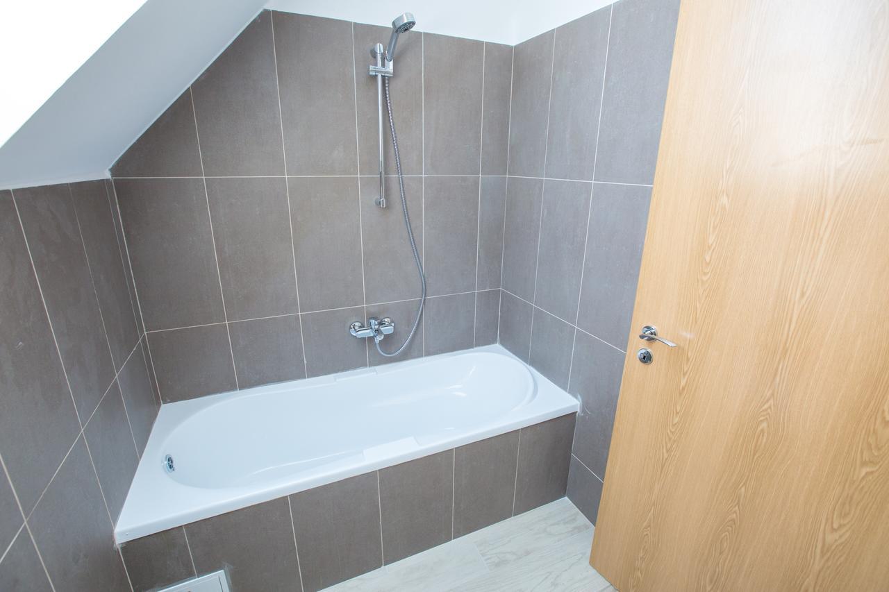 1Hotels Temešvár Exteriér fotografie